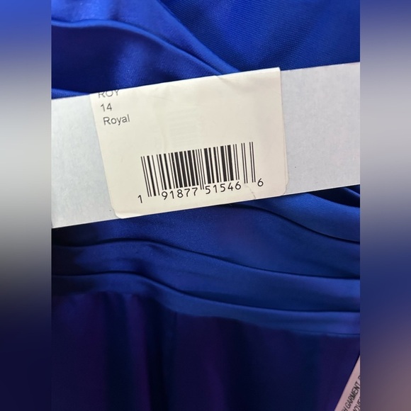 IEENA FOR MAC DUGGAL 26264 NWT Royal Plunging Faux Wrap Sleeveless Evening Gown - Picture 6 of 9